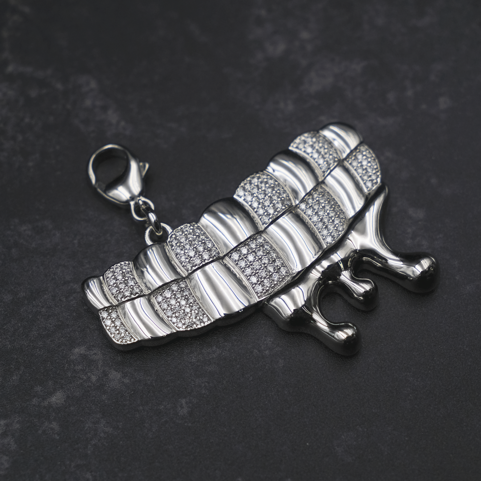 Drippin Series MM Teeth Pendant (DDZ-02P) - TMT The Money Thing